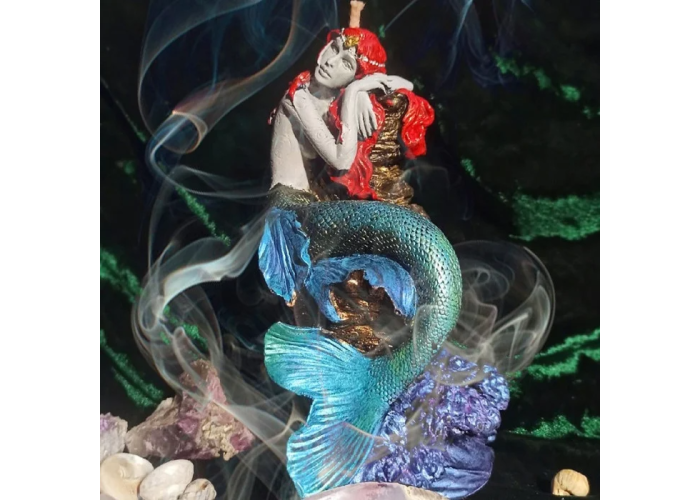 The candle “Sea Muse” for self-confidence