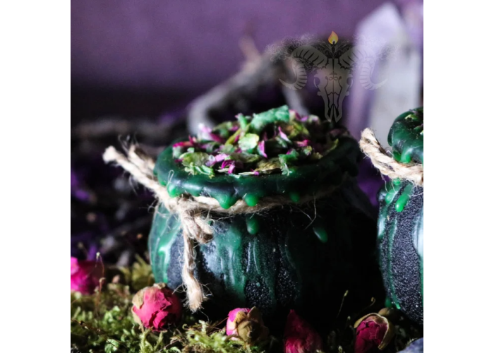 Witch's Cauldron Candle to attract money