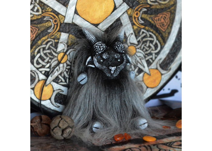 Azazel mini-doll (White)