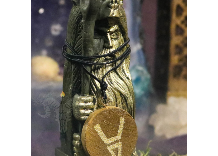 Candle with ritual «The Will of Veles»  and accompanying amulet to increase and preserve wealth