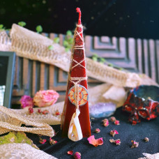 The candle "Queen of Cobras" that grants beauty, charisma and luck for women