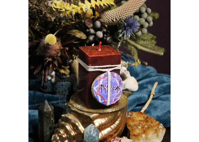 The candle "Shaman Tambourine" to shield your home from harm