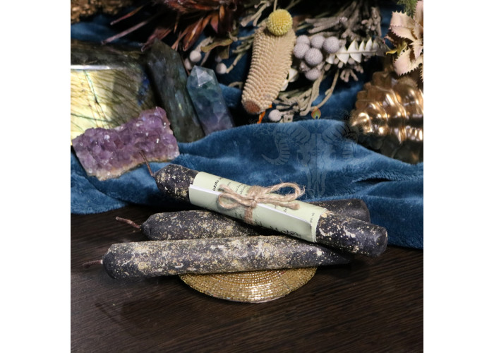 Silver Wormwood Rolled Candle