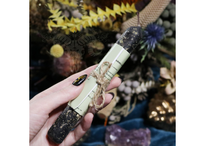 Silver Wormwood Rolled Candle