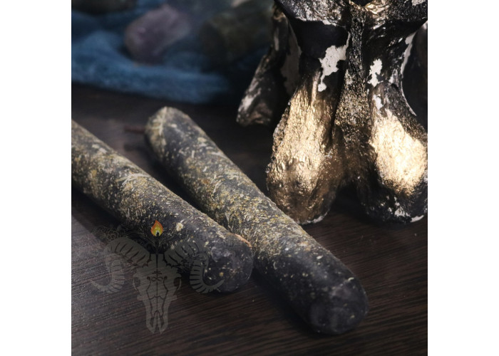 Silver Wormwood Rolled Candle
