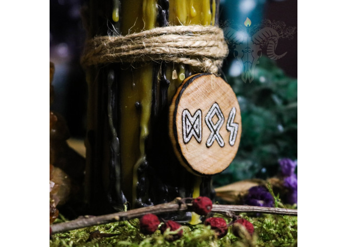 The candle "Path of Life" to open the ways to your success