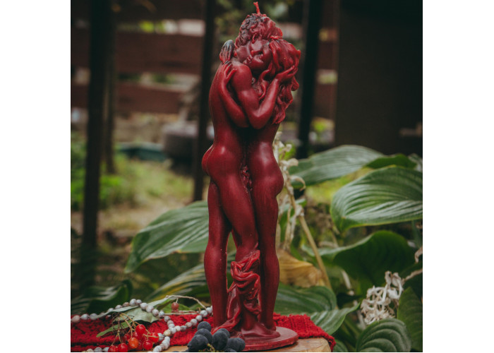 «Lovers». The candle that makes your partner desire you