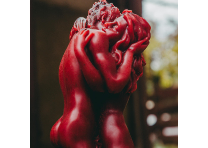 «Lovers». The candle that makes your partner desire you