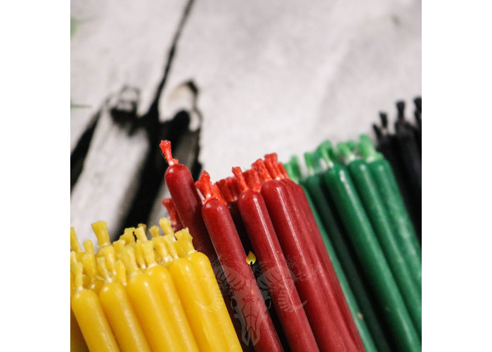 Set of 100 slim beeswax candles