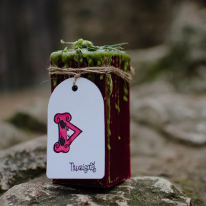 The "Yule Night Purification" candle for cleansing and celebrating Yule