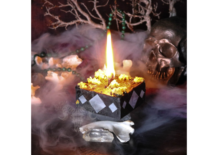 The candle Reflection grants protection and sends back all negativity