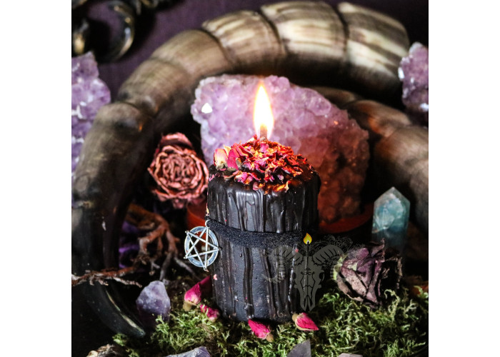 Pentagram - Altar candle with rose, lemon balm and essential oils