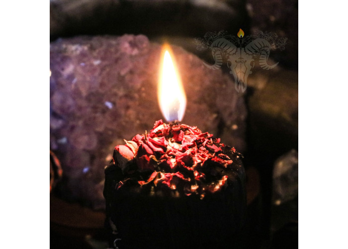 Pentagram - Altar candle with rose, lemon balm and essential oils