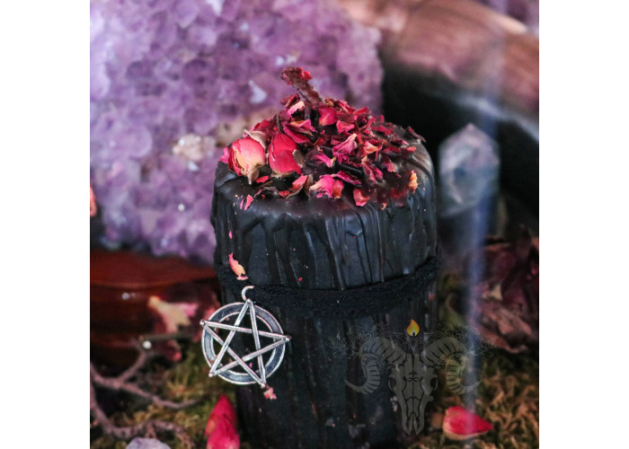 Pentagram - Altar candle with rose, lemon balm and essential oils
